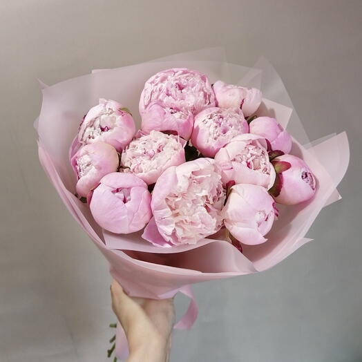 Букет розовых пионов (13 шт)