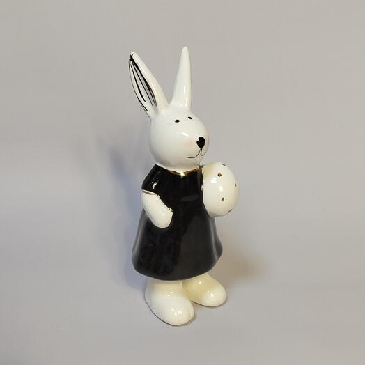 Статуэтка пасхальный кролик, в платьице. Декор на пасху