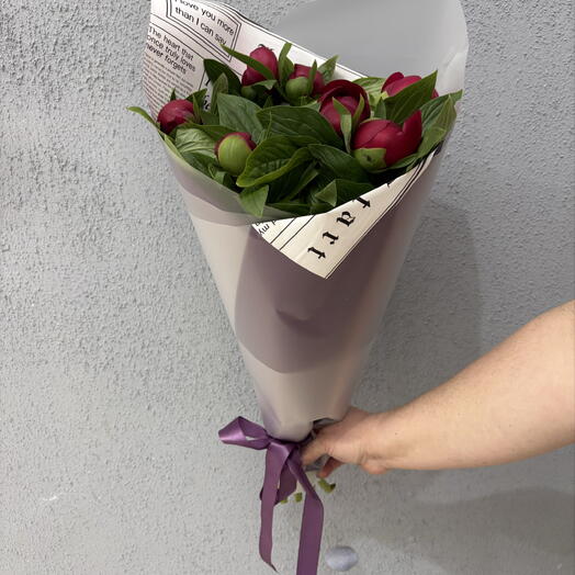 7 пионов Red charm