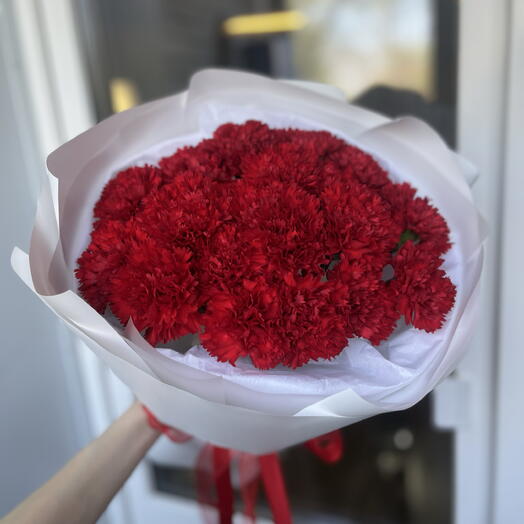 Букет из красных диантусов