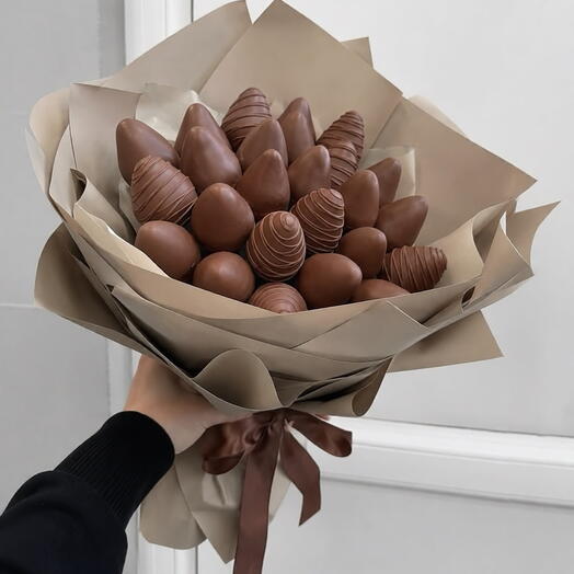 Букет клубники в шоколаде 27 ягод Milk chocolate