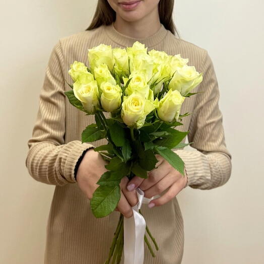 Букет из белых роз Кения