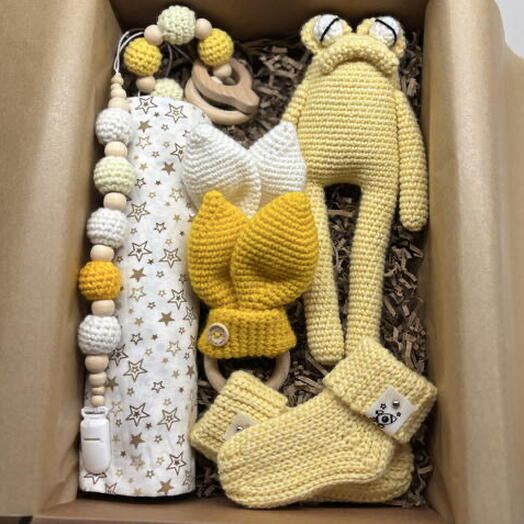 Подарок на рождение ребенка желтый💛