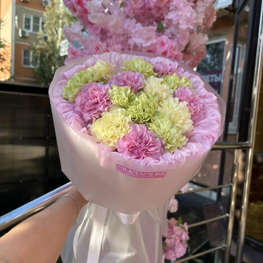 Дофаминовый букет из стойких диантусов 😍