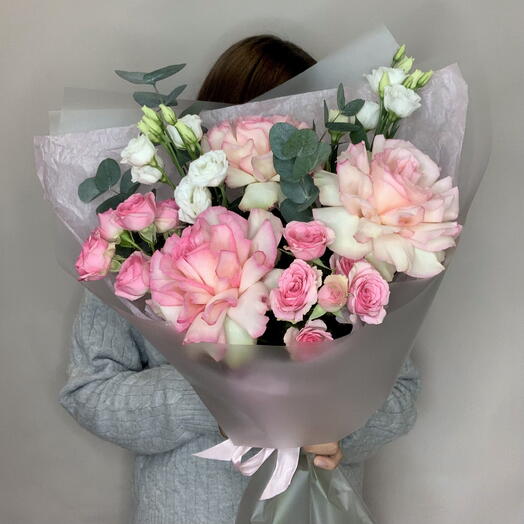 First love💗
Роза французская, роза кустовая, лизиантус