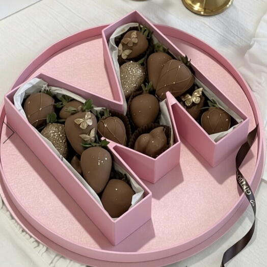 Клубника в шоколаде 
ПОДАРОК МАМЕ🎁