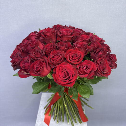 Бомбезный 💣 Готовый букет 51 красная Роза 🌹