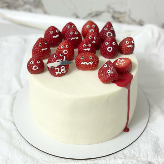 Мини торт 1,2 кг с клубникой