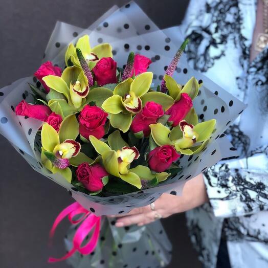 Orchid with a rose 🌸
