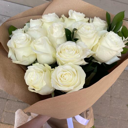 Букет из белых роз