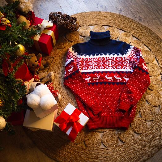 Новогодний свитер