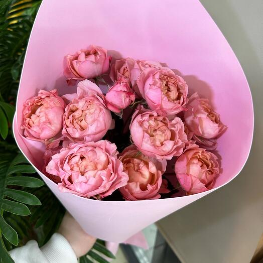 Пионовидная кустовая Роза 3