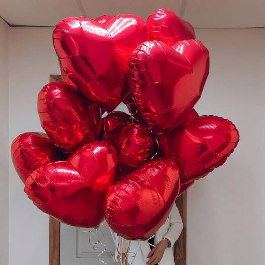 11 corazones rojos