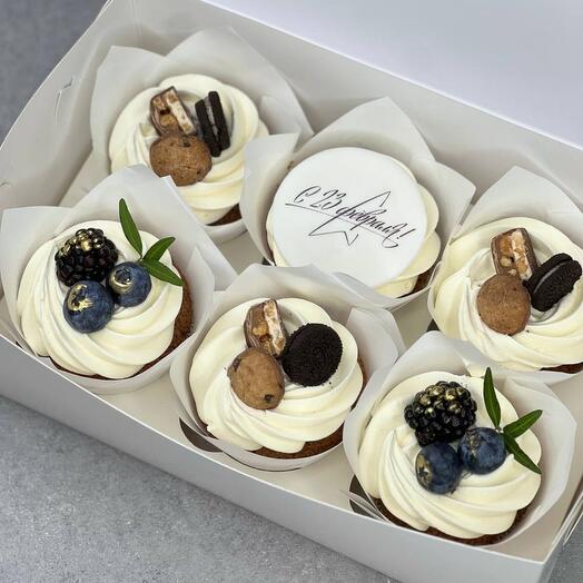 Cupcakes for February 23