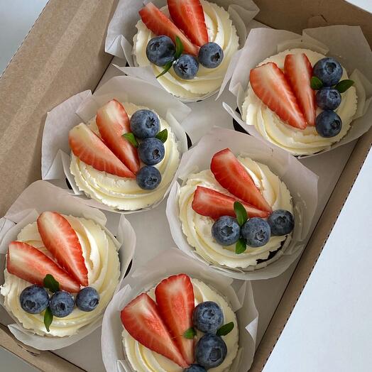 Set of cupcakes 6 pieces