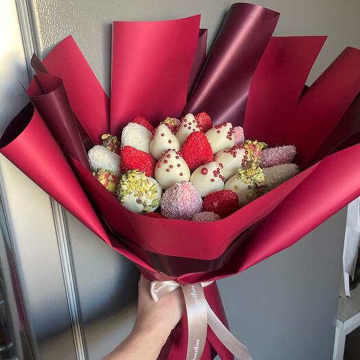 Клубника в шоколаде , 37 шт