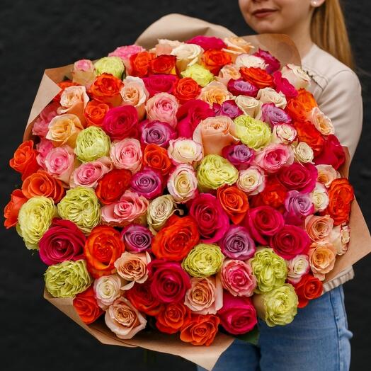 35 роз микс Эквадор