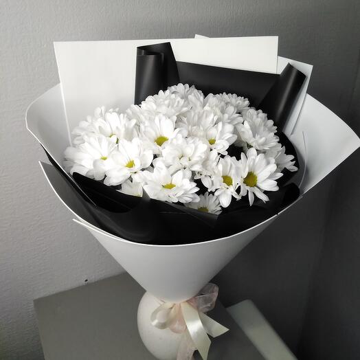 Bouquet with chrysanthemum
