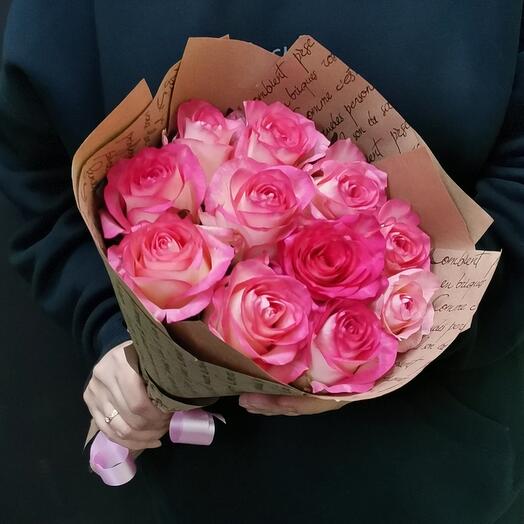 Bouquet of 11 pink roses