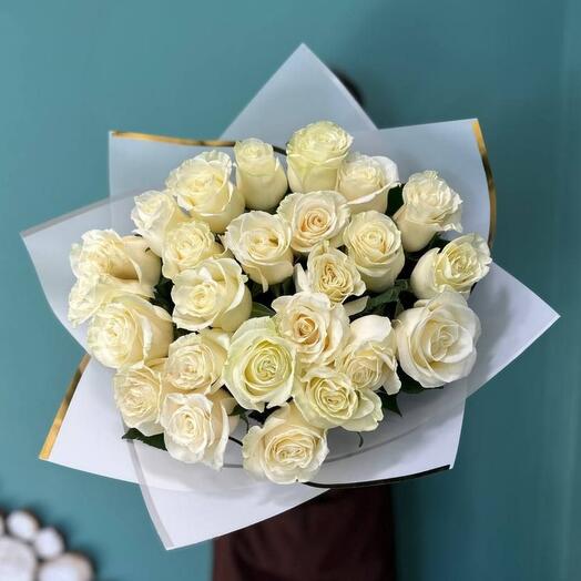 25 rosas blancas