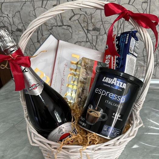 Sweet basket