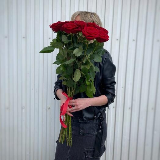 11 rosas rojas altas