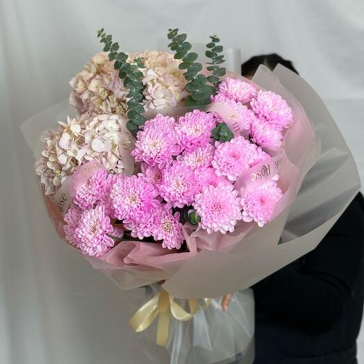 Розовый букет