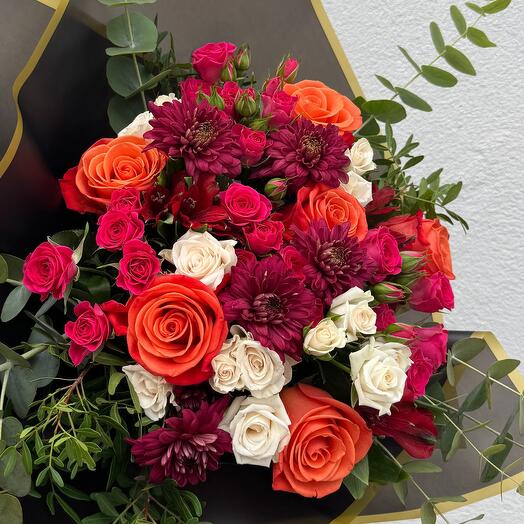 Drama-sexy mix of colors - anniversary, birthday, engagement, cheer up, romantic gift