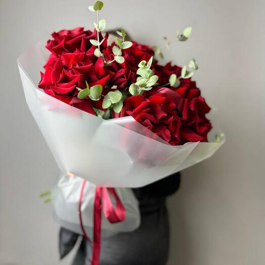 Ramo de 7 rosas francesas rojas