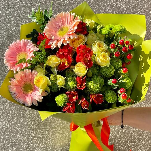 Bouquet "Sunny day" of gerbera, alstroemeria, santini