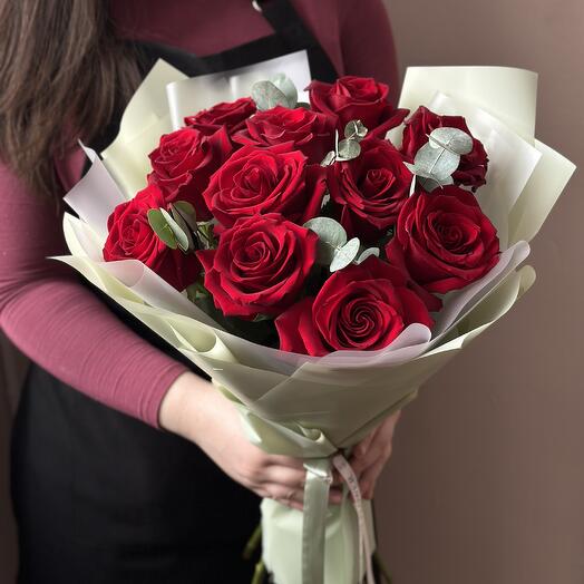Bouquet of roses "Red kiss"