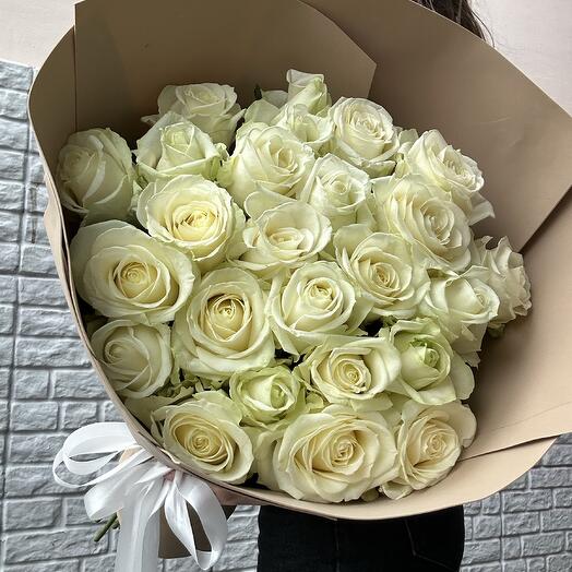 Ramo de 29 rosas blancas