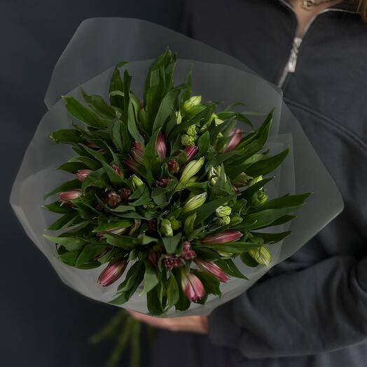 Ramo de alstroemeria 9 piezas