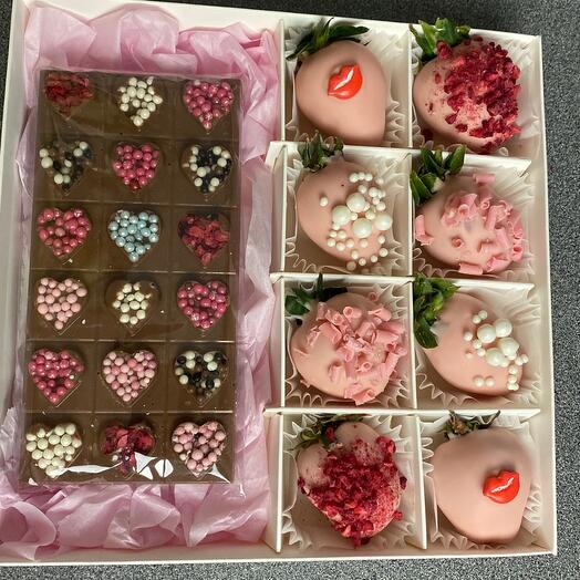 Chocolate box with strawberries