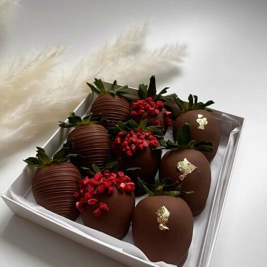 Сет комплимент (темный шоколад)