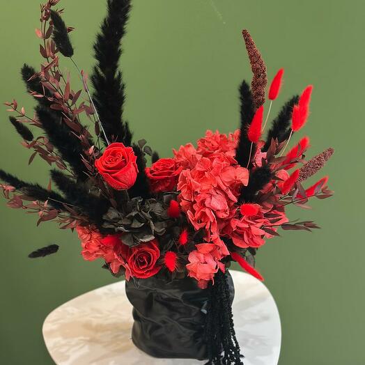 "Flamenco" композиция из стабилизированных цветов