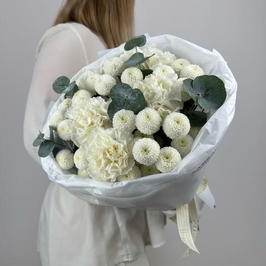 Авторский букет «Пломбирное мороженое » с хризантемой Ньютон 🤍 Камелия Flowers Shop