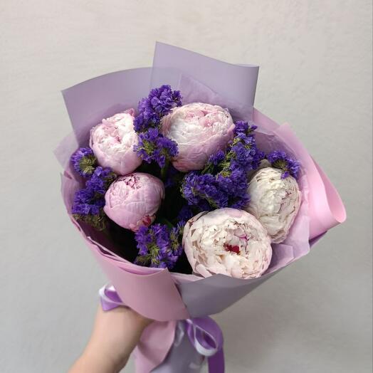 Ramo de peonías Rosadas y estatica 🥰