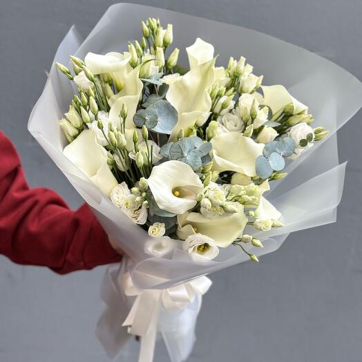 Белая Калла и Эустома Luxury Flowers