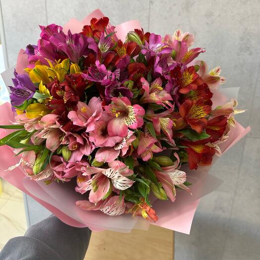 Букет из 15 альстромерий🌸