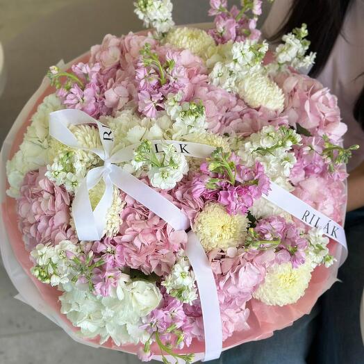 1.5 Bouquet Charm