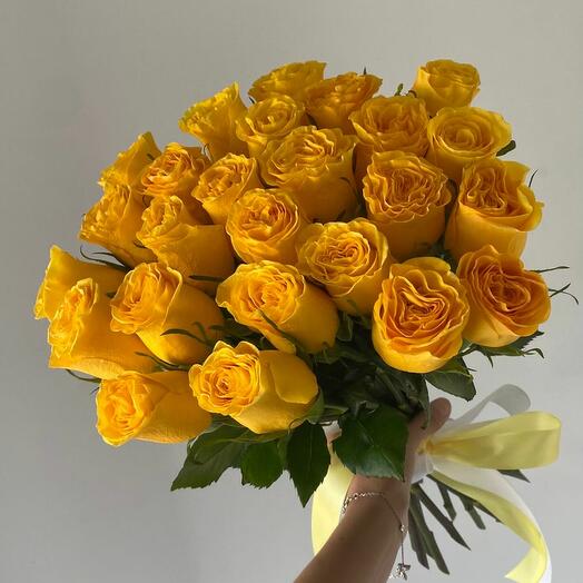 Солнечный букет роз