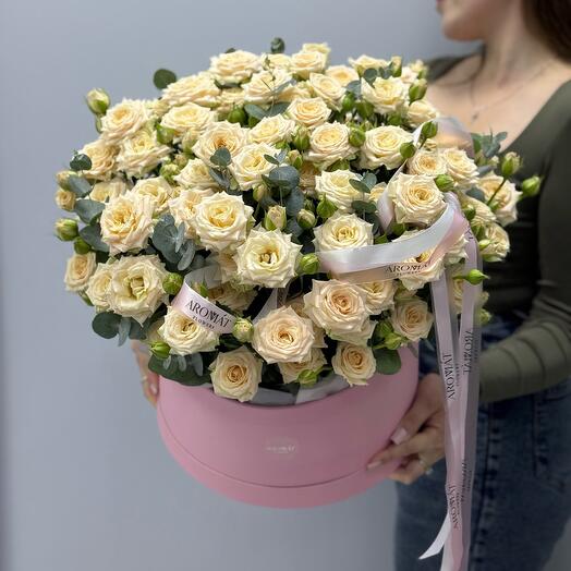 Композиция с кустовыми розами
