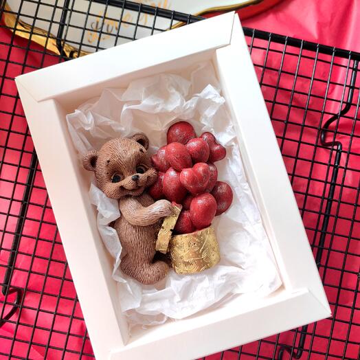 Мишка с шариками из шоколада❣️