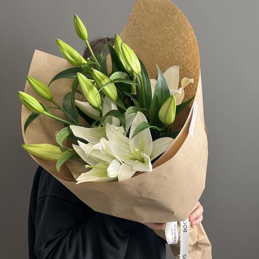 Букет из 3 белых лилий