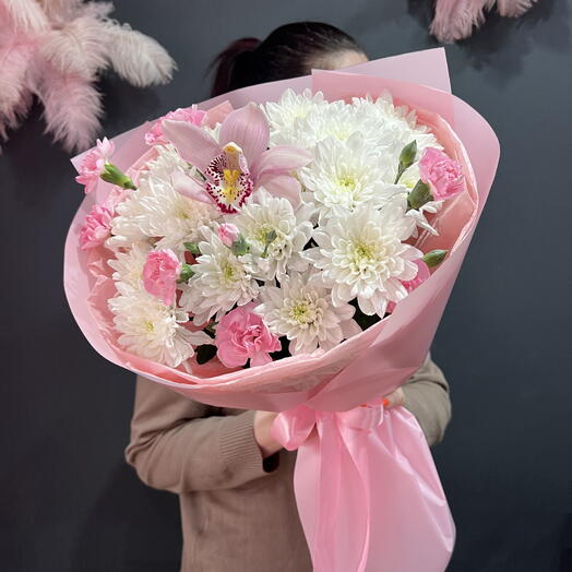 Хризантема, диантус и орхидея 💝