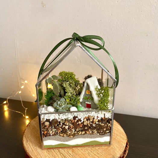 Новогодняя композиция с домиком