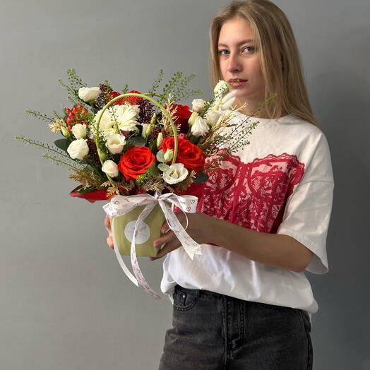 Цветы в коробке 621