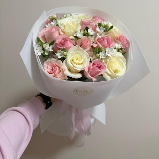 Pink + weibe Rosen