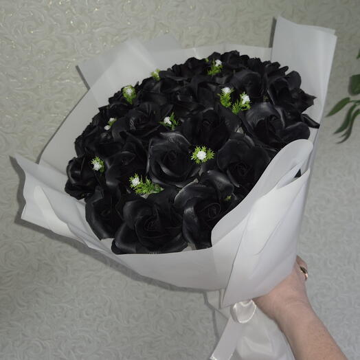 Монобукет  "Блэк" из мыльных роз